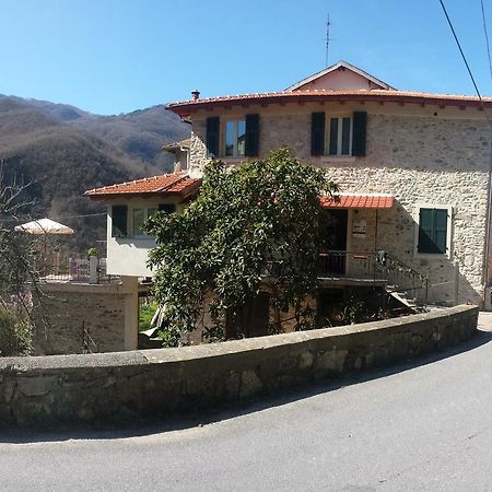 Villa A Cà Du Barbijum à Pieve di Teco Extérieur photo