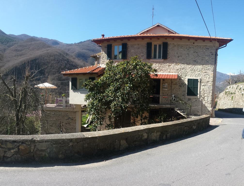 Villa A Cà Du Barbijum à Pieve di Teco Extérieur photo